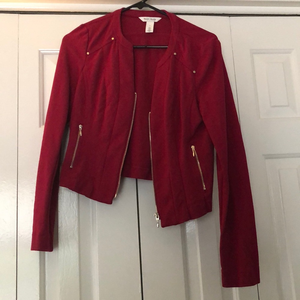 Berry White House Black Market Blazer